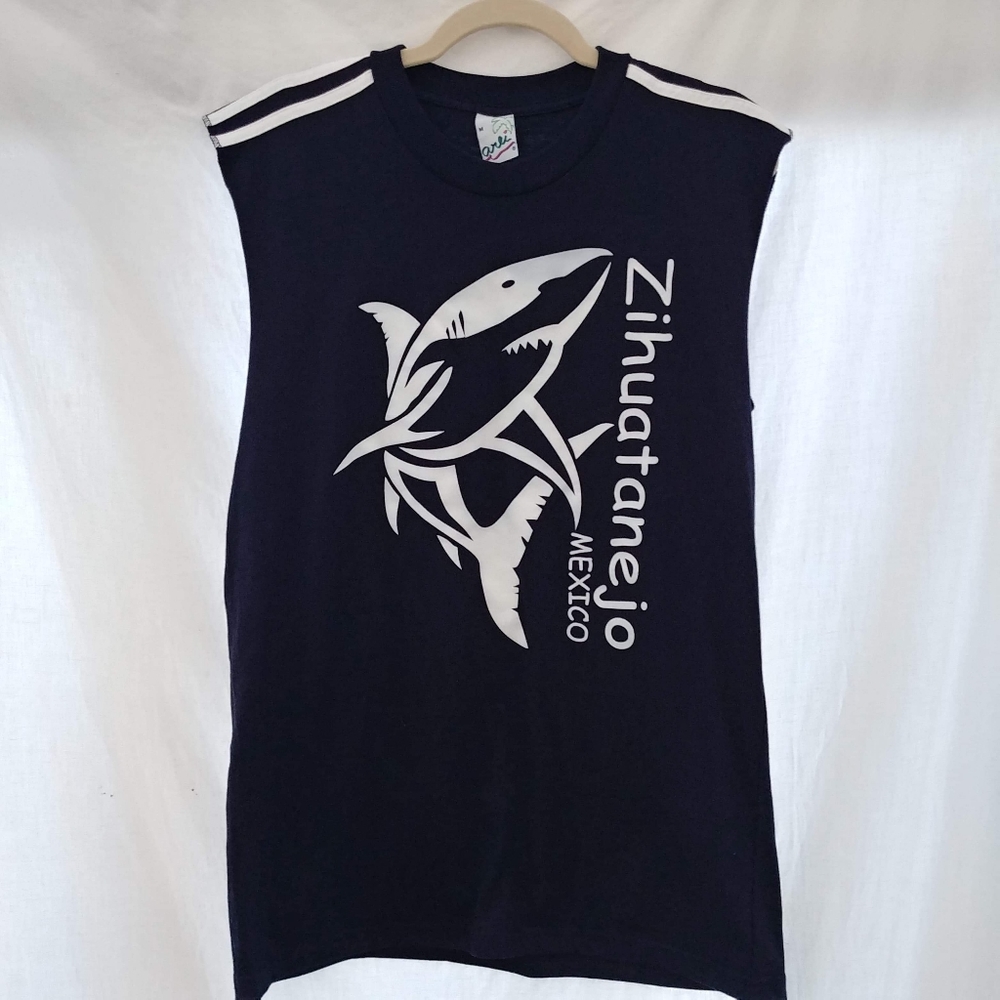 Arei Muscle tee shirt